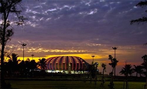 沭阳县开一家卷饼店要投多少钱，在沭阳县加盟满婆婆现烤牛肉卷饼什么位置客源多